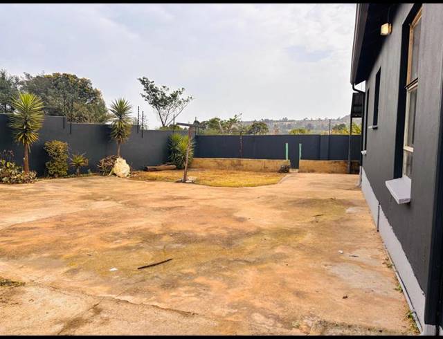 3 BEDROOM PROPERTY TO RENT IN FLEURHOF